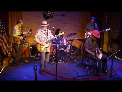 8-22 Big Pete Pearson, Scotty opens it up (hey mister)