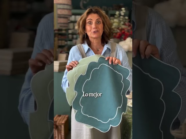 Vídeo relacionado con IPEA Manteles Individuales e Mesa Elegantes 45 x 30 cm para Cena, Almuerzo, Desayuno - 6 Unidades - Mantel Individual Lavable, Resistente Calor, Antideslizante, Antimanchas para Mesa de Cocina - Negro