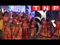 மூங்கில் நடனம் அசத்தல் சிறுமிகள்