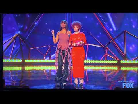 Pinkpantheress and Ice Spice at the iHeart Radio Music Awards 2023