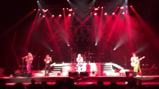 Steel Panther live Wembley Arena 15/10/16  - She&#39;s on the Rag (Alternate Version)