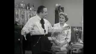 Burns and Allen - Classic Scenes #4 - Gracie becomes a magician&#39;s assistant [clip]