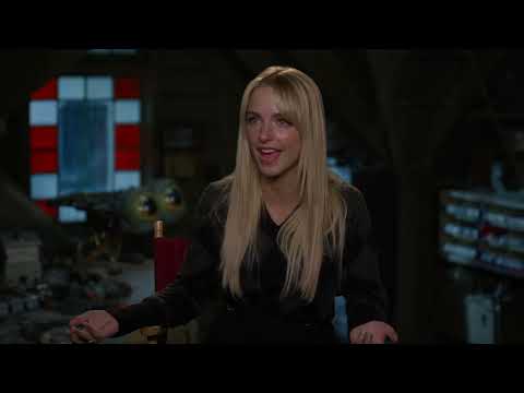 A Look Inside - "Five Nights at Freddy's 2" featurette