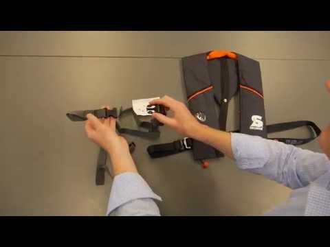 Montageanleitung serienmäßiger SECUMAR Schrittgurt.