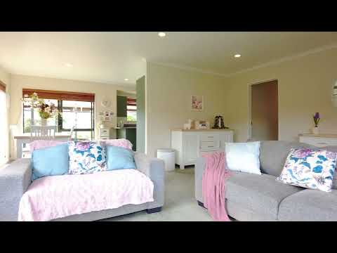 SOLD - 25D Youngs Road, Papakura - Alison Kemp