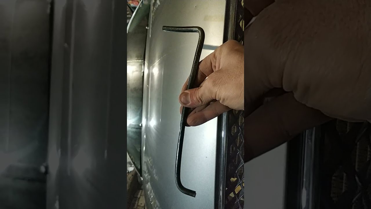Как открыть капот Форд Ка