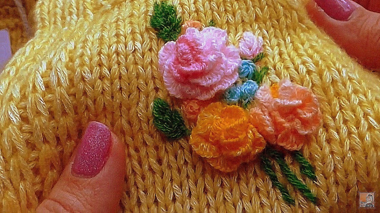 Вышивка на вязаных изделиях.