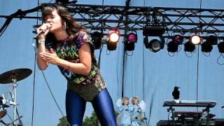 Bat For Lashes - Trophy - Lollapalooza 2009