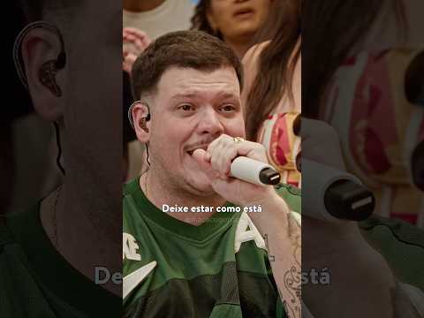 As flores são bonitas em qualquer lugar do mundo… 🎶 Ferrugem entregando tudo nesse Sessions!❤️‍🔥🤩