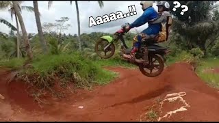 Download lagu Trabas paling konyol bikin ngakak || Extrim lucu || Trail adventure gagal || Rancah Ciamis mp3 Download lagu Trabas paling konyol bikin ngakak || Extrim lucu || Trail adventure gagal || Rancah Ciamis mp3