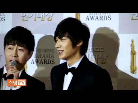 101230 Spot TV   Lee Min Ho @ MBC Drama Awards Red Carpet