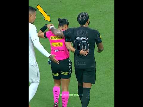 This referee likes Neymar & Depay 😍