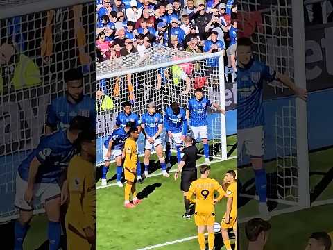 Moment Freekick jarak dekat IQ 9999+ 🧠 #shorts