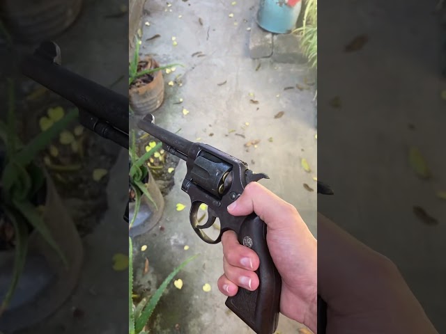 Vídeo relacionado con WIDMANN 2775P Revolver Unisex - Adulto, plata, talla única , color/modelo surtido