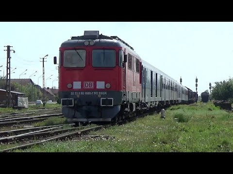 Marfar DB Cargo cu vagoane de călători trece prin Oradea Vest (05.Mai.2022.)