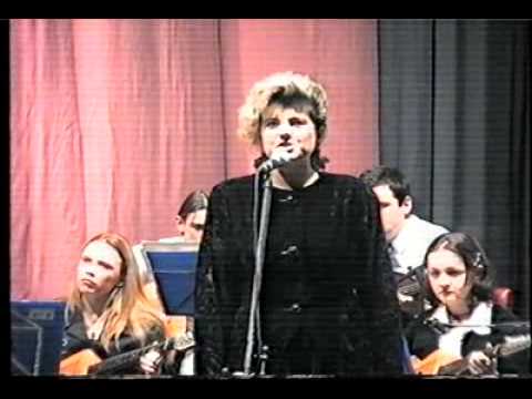 Daleko me biser mora