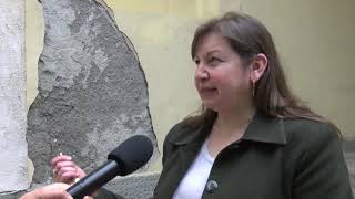 Пожарникари събориха опасна мазилка от сградата до училище „Св. Иван Рилски“
