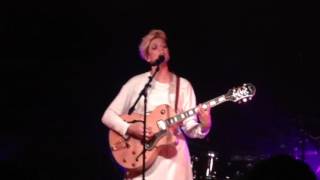 Betty Who - Wanna Be (Live in Chicago) - 2017