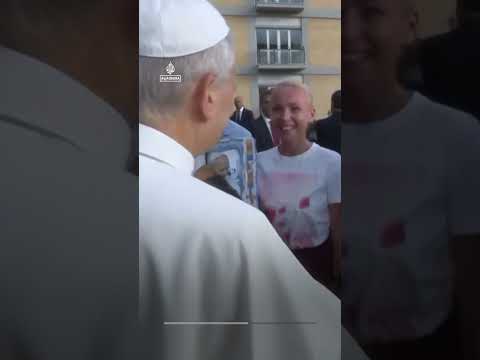 Pope Leo leaves hospital after lung cancer surgery