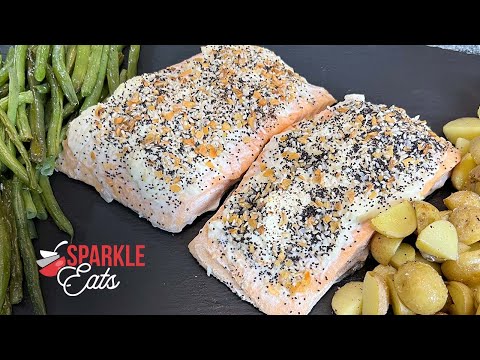 Sheet Pan Everything Bagel Seasoning Salmon with Veggies