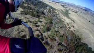 preview picture of video 'Hang gliding: Winton, Tasmania on 8 Feb 2010'