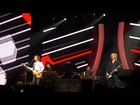 download lagu mp3 mp4 Paul Mccartney Glasgow, download lagu Paul Mccartney Glasgow gratis, unduh video klip Paul Mccartney Glasgow