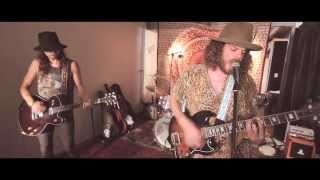 Wolfmother - Somebody's Calling (Shed Session)