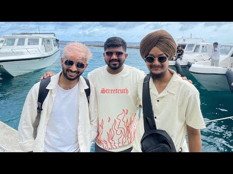 Exploring the breathtaking beauty of Fulidhoo Island, Maldives 🏝️ #music #rabab #maldives