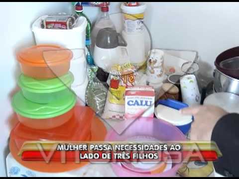 Mulher passa necessidades ao lado de três filhos - Parte 2