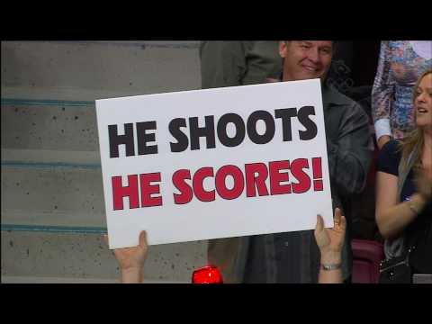 Alex Burrows Hat-trick Goal - Canucks Vs Coyotes - 01.07.10 - HD