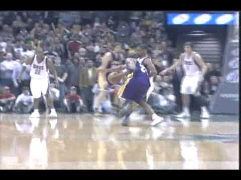 KOBE BRYANT HITS THE GAME-WINNING BUZZER BEATER SHOT VS MILWAUKEE BUCKS