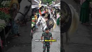 Download lagu tentara di kejar mahluk halus dari kerajaan Majapahit ‼️😱 #shorts #shortsvideo #aivideo mp3