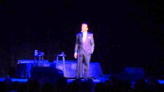 Frank Sinatra tribute artist Vaughn Suponatime sings "Don't worry bout me".