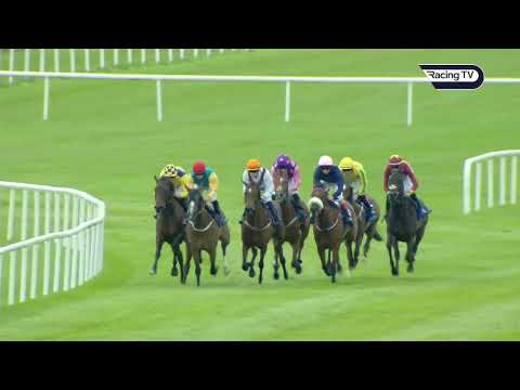 PEARLS GALORE shows her class in the Lanwades Stud Stakes