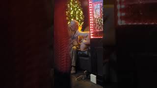 Download lagu Just another shift at the strip club.  Nothing like Sweaty Stripper feet in your mouth . Yumm 😵 mp3