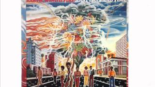 Earth, Wind & Fire They don't see 1972