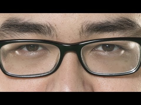 BEING SHORT-SIGHTED! - LE RIRE JAUNE