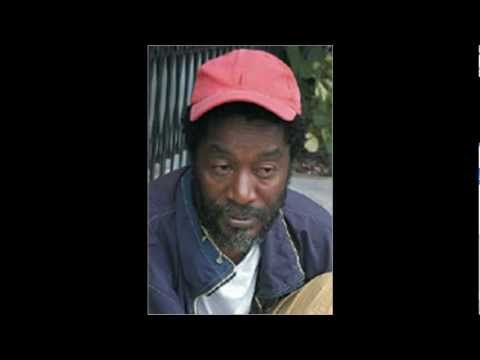 Barry Brown - Born In The Ghetto - Black Roots Players - Dub In The Ghetto