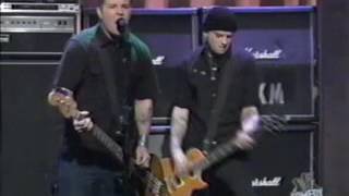 Dropkick Murphys - Live on Conan 05/03