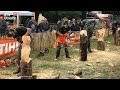 Houthakkersfeest in Lage Vuursche introduceert 'voetballen' met een bladblazer [RTV Utrecht]