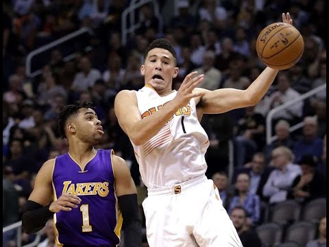 D'Angelo Russell (28/3/4) vs Devin Booker (23/3/6) - (09/03/2017)