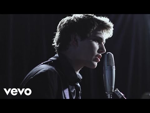 New Hollow - She Ain't You (Official Video)