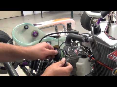 Démontage , nettoyage et remontage de la valve d'échappement d ' un rotax max