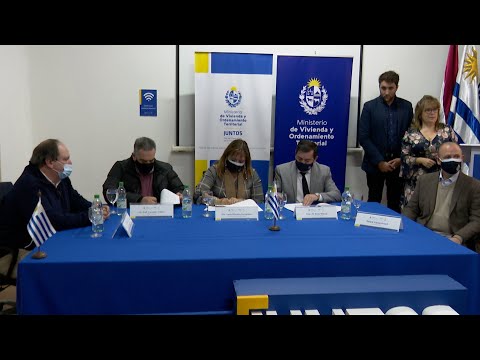 Firma de acuerdos entre Juntos-MVOT e intendencias de Río Negro, Durazno y Cerro Largo