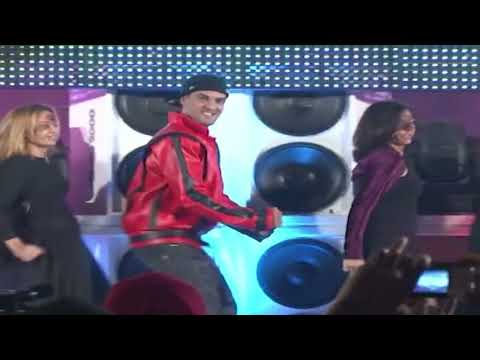 Homenagem A Michael Jackson - Mc Creú - ( Dvd FURACÃO 2000 Clima dos Bailes)