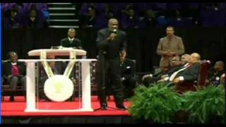 Pt 6  Bishop Noel Jones at the 103 Holy Convocation in St Louis Nov 2010