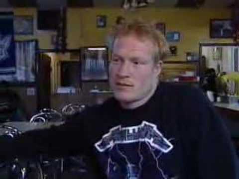 Wade a Minute, Episode 2 "Eating and Talking at the Canary"