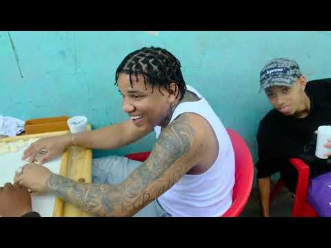 SON PILOTOS - CORI PROBLEMA ( Video Oficial ) Prod. @ToloDesaparecelo