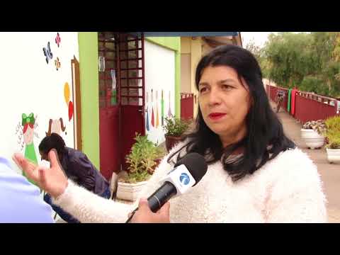 Iniciativa: agente educacional alegra cenário de escola municipal