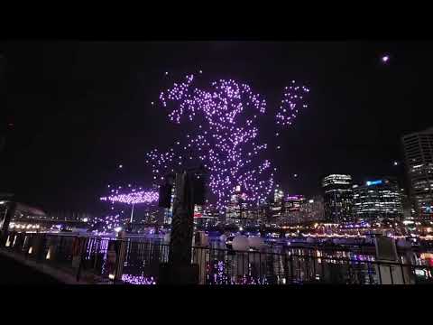 Vivid Sydney failed drone show 25 May 2026 730pm